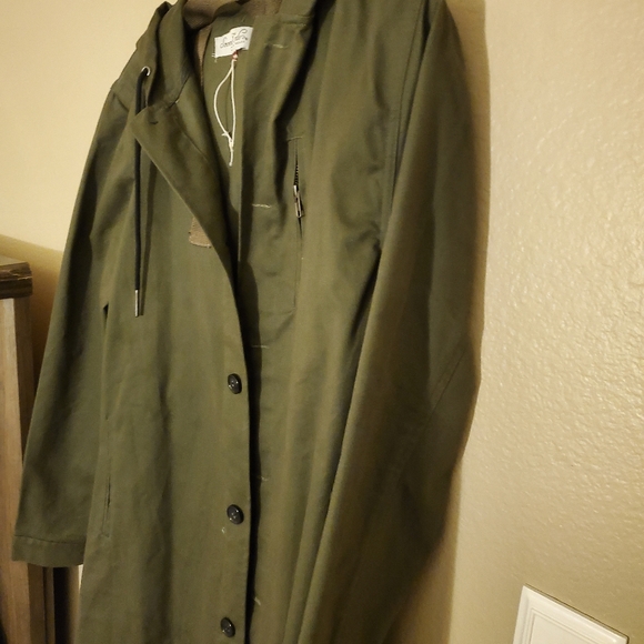 Sovereign Coders Los Angeles coat - Picture 4 of 5